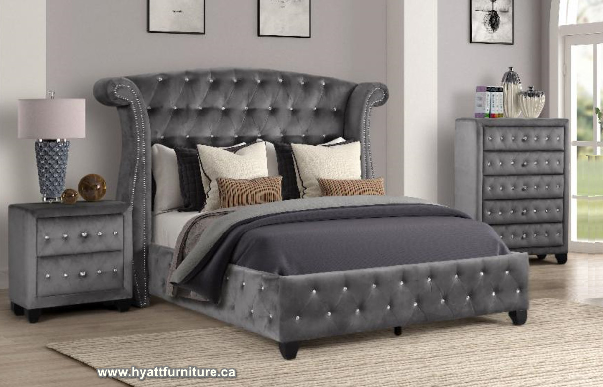 #1811 Gry-Bed